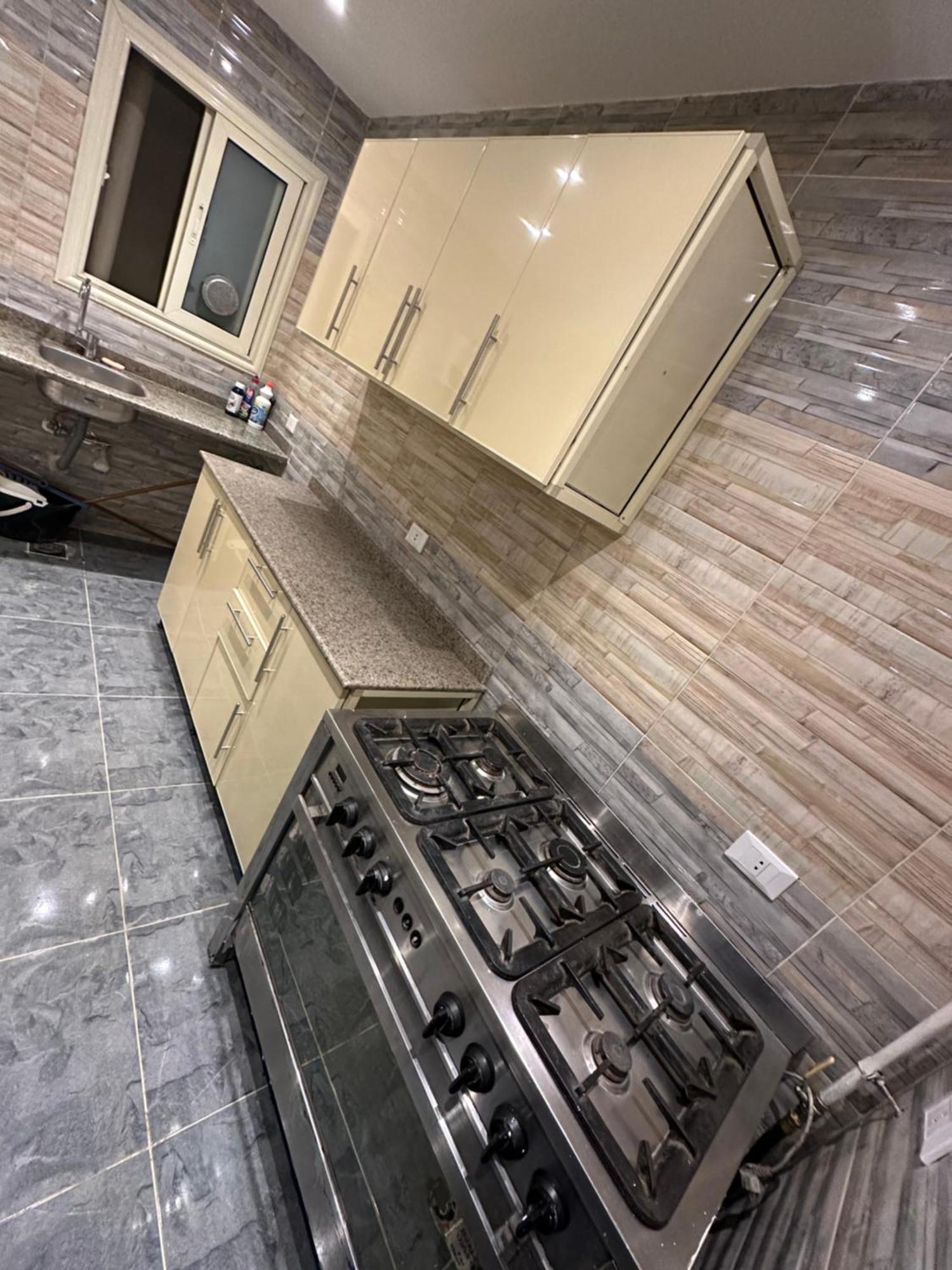 Appartamento شقه بالمهندسين أول سكن لأصحاب الذوق الرفيع Il Cairo